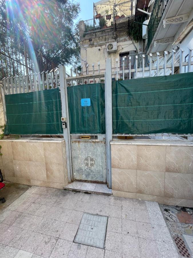 L'Oasi Di Luis Villa Napoli Esterno foto